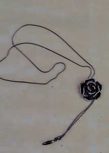 Rose Pendant Necklace