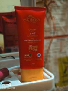 Aqualogica Detan+ Dewy Sunscreen SPF 50+