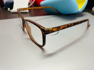Lenskart Glasses with Box and Free Frame