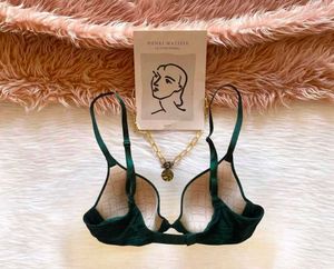 Victoria&#39;s Secret Light Pad Wireless Bra