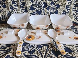 Stackable Serving Dinnerware Set