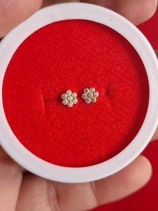 Cute Flower Stud Earrings Gold