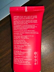 Dot &amp; Key Strobe Cream