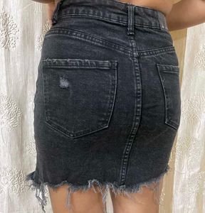 Trendy Short Denim Skirt – Casual &amp; Stylish
