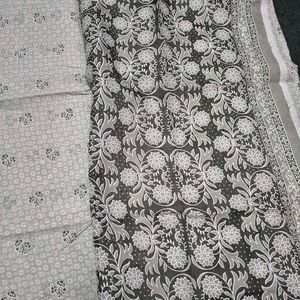 Gray Floral Pure Cotton Saree