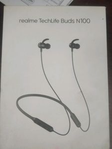 Real Me Wireless Buds