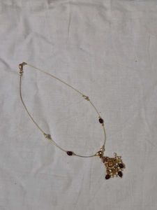 Elegant Gold Tone Necklace