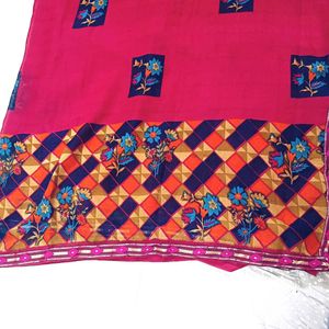 Elegant Pink Floral Saree with blouse piece