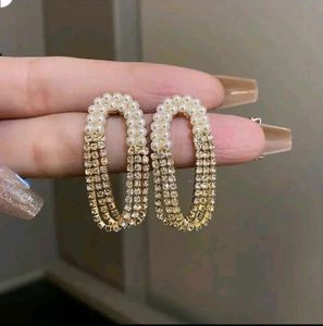 Pearl & Rhinestone Dangle Earrings