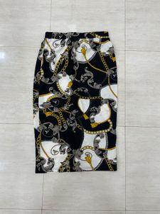 ✨ Own the Opulence: Baroque Bodycon Midi Skirt! ✨