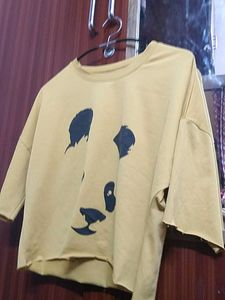 Women&#39;s Oversized Crop Top