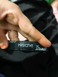 Chic Black V-Neck Midi Dress