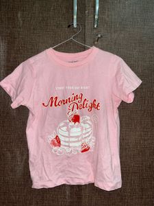 🍓🍓strawberry Pink Graphic Tee