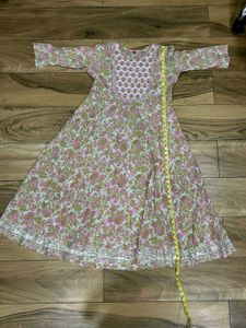 🤍💕Spring Bloom Jaipuri Cotton Anarkali Kurta wit