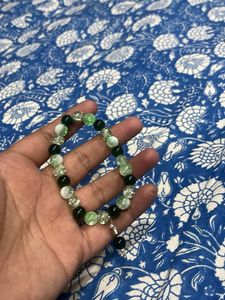 dark green Beaded Bracelet  gre