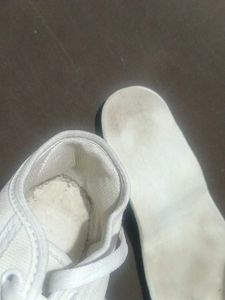 Girls Shoes Used