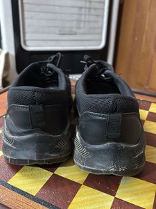 Plain Black Sneakers Tenn Sports