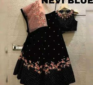 Eshe Kamm Me Ky Loge🦢! Itna Gorgeous Lehenga 💅