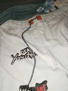Distressed Graphic Print Jeans