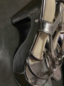 Settled Long Heel