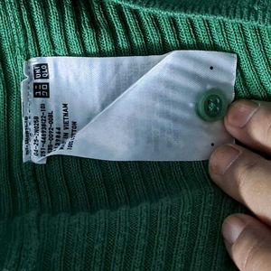 Uniqlo Green Cropped Cardigan