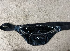 Fanny pack