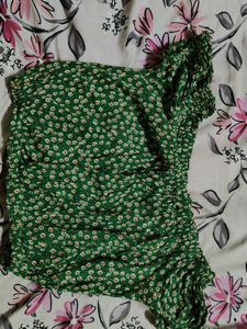 Floral Print Off-Shoulder Crop Top