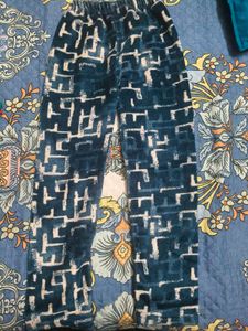 Printed Kids' Cozy Fleece Pants for 5-7 years