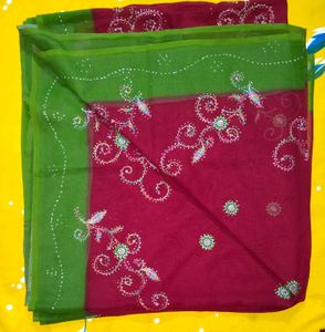 Women Beautiful Maroon Sareewith Blouse