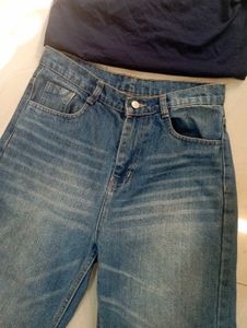 Distressed Wide Leg Jeans