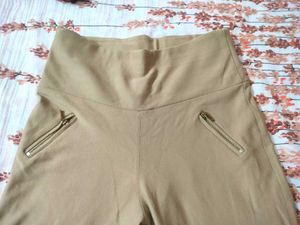 High-Waisted Super Stretchable Jeggings Pant