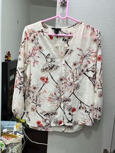 Floral Blouse - H&amp;M Size Medium