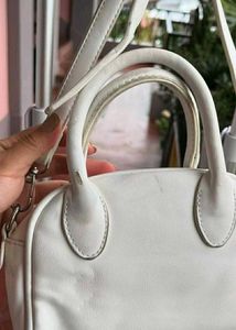 🤍White Dome Satchel🤍