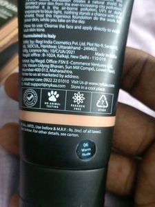 NYKAA SKINshield Foundation