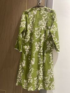 Green Floral Embroidered Cod Set