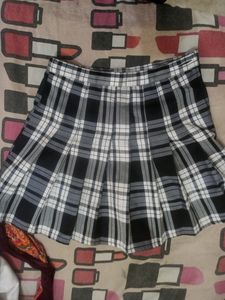 Womens Black And White Check Skirt With Shorts