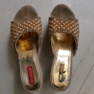 combo of 5 footwear