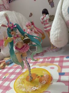 Miku Figure