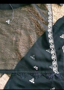 Pakishtani Suit Price Drop