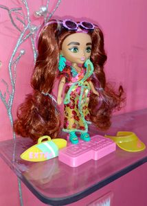Barbie Extra Minis Travel Doll with Beach Fashion