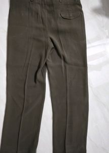 Olive Green Sequal Pleared Trousers