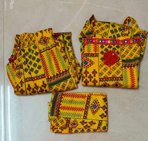 14_15 yrsGirls&#39; Ethnic Dress Set