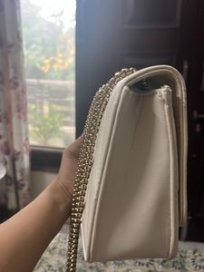 Chic White Chevron Crossbody Bag