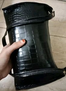 Korean Style Sling Bag (New)!!!!!!