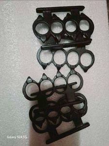 Vintage Black Premium Knuckle Pack Of 1