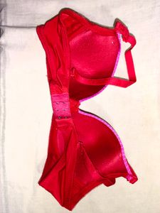 Red Hot Sexy Bra For An Amazing Shape