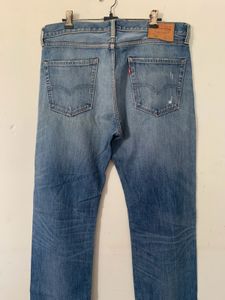 Levi’s Jeans