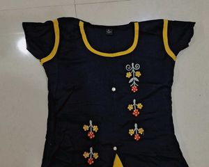 Elegant Black  &amp; Yellow Dress