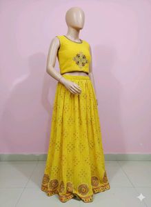 Yellow jacket lengha