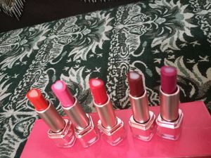 149 Me 5 Lipsticks Set